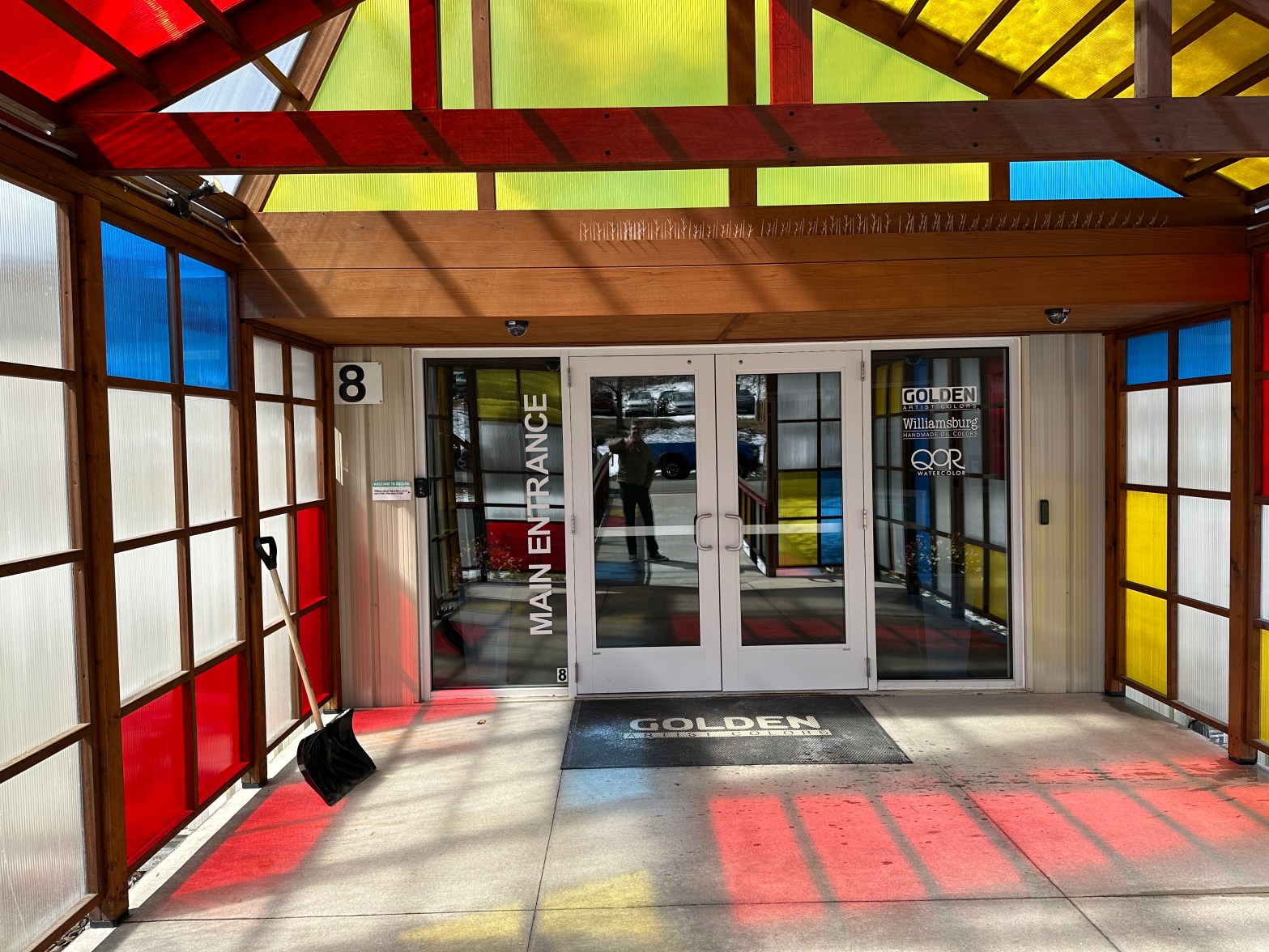 Image of the entrance to Golden Artists Colors